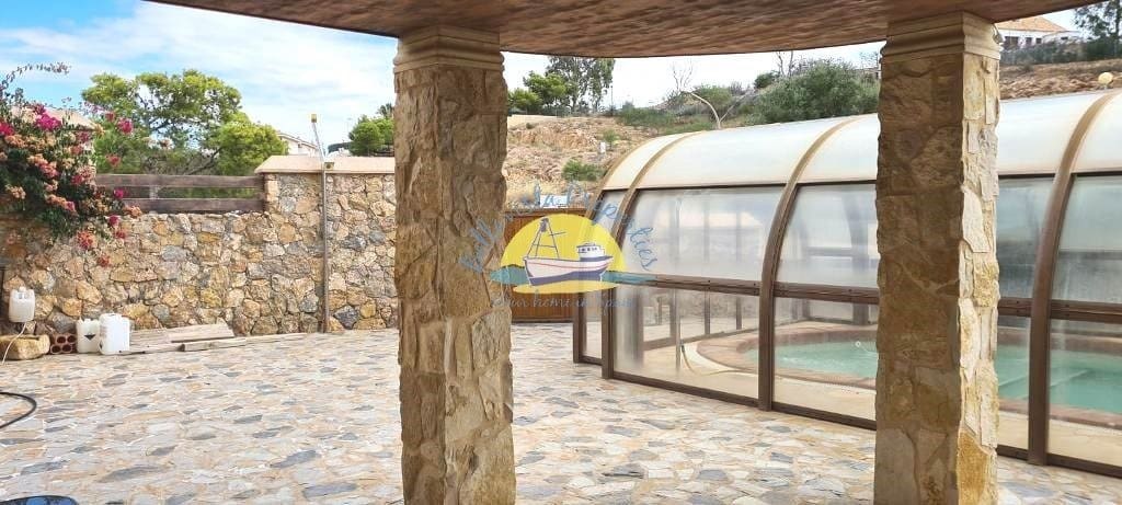 5 soveværelse Villa til salg i Isla Plana med swimmingpool garage - € 1.300.000 (Ref: 6804543)