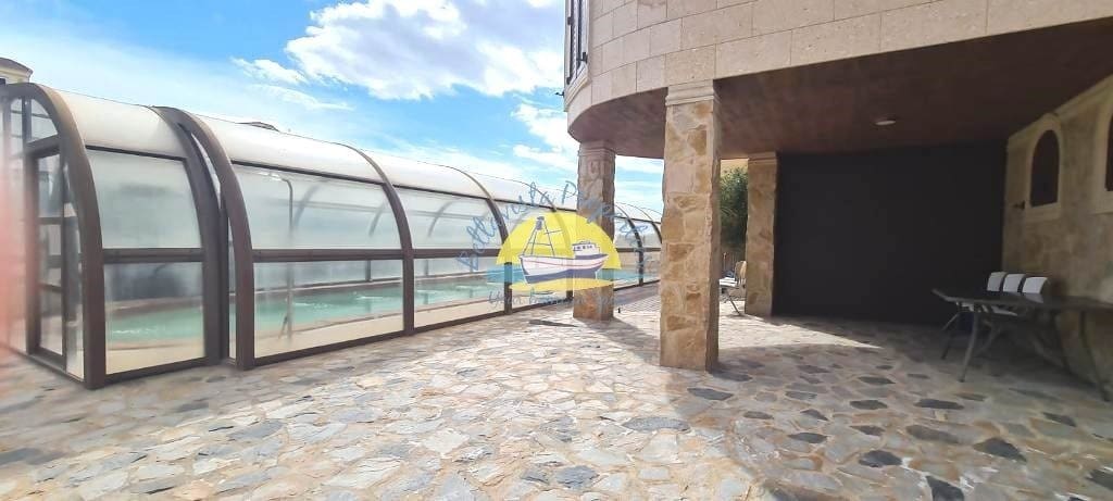 5 soveværelse Villa til salg i Isla Plana med swimmingpool garage - € 1.300.000 (Ref: 6804543)