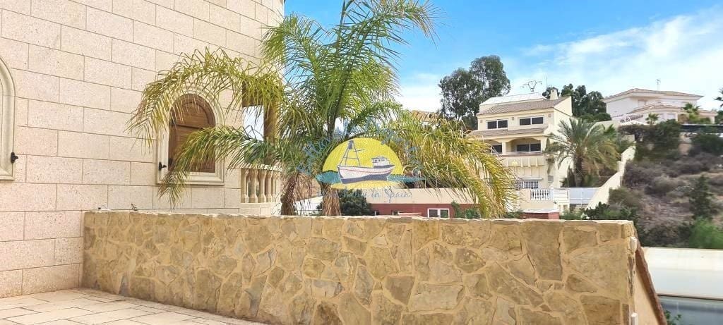 5 soveværelse Villa til salg i Isla Plana med swimmingpool garage - € 1.300.000 (Ref: 6804543)