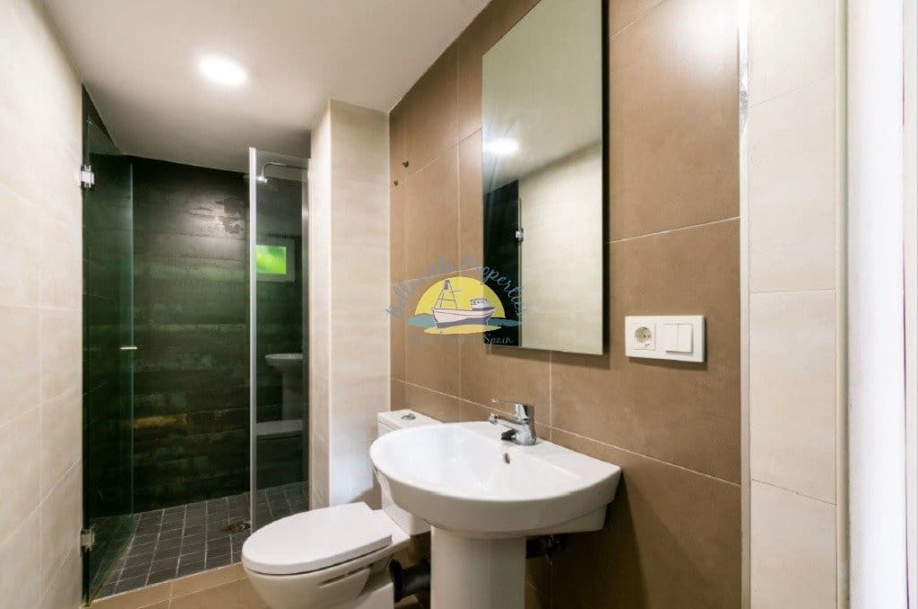 6 bedroom Villa for sale in Alfaz del Pi / L'Alfas del Pi with pool garage - € 1,600,000 (Ref: 7165913)