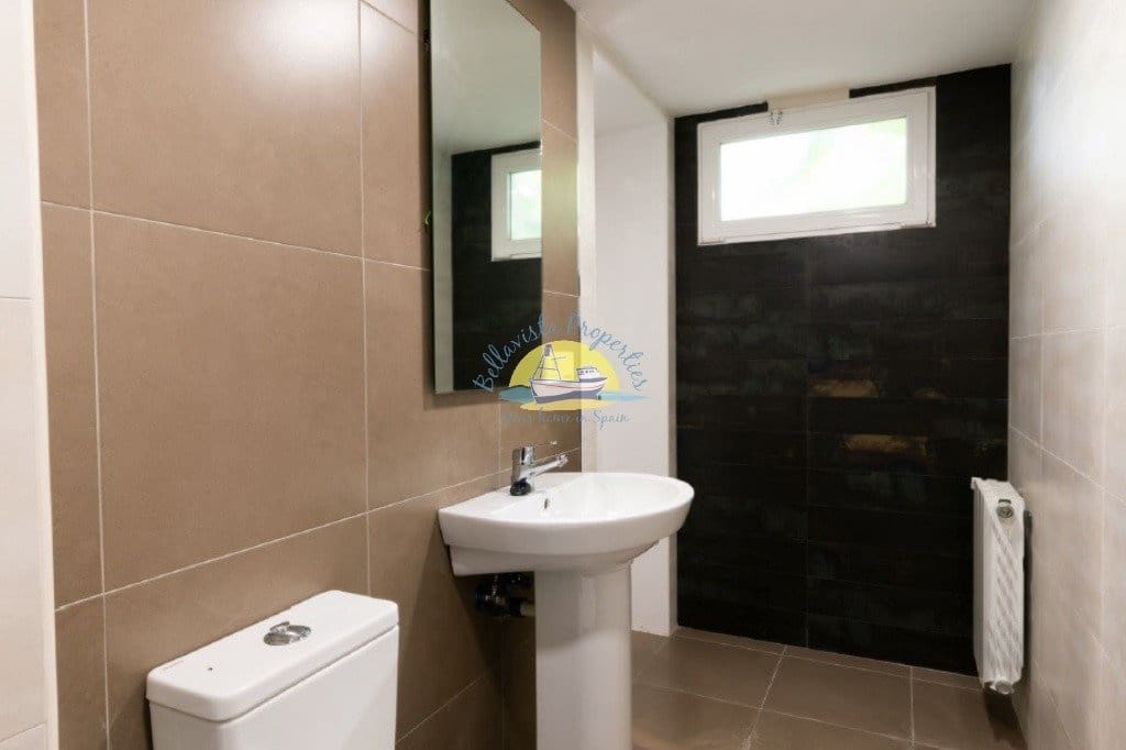 6 bedroom Villa for sale in Alfaz del Pi / L'Alfas del Pi with pool garage - € 1,600,000 (Ref: 7165913)