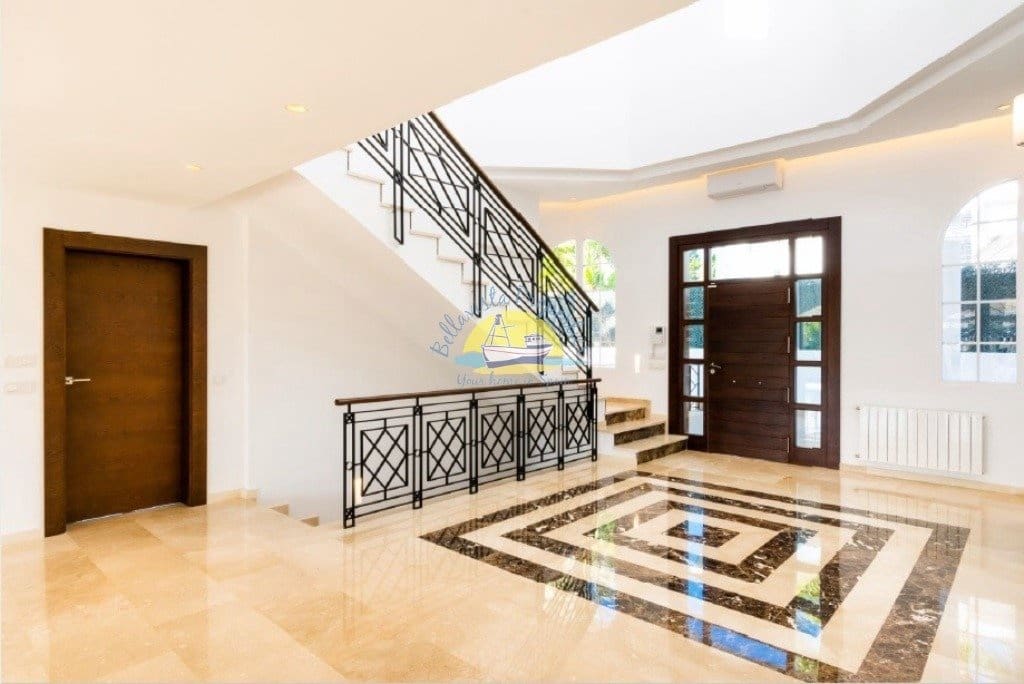 6 bedroom Villa for sale in Alfaz del Pi / L'Alfas del Pi with pool garage - € 1,600,000 (Ref: 7165913)