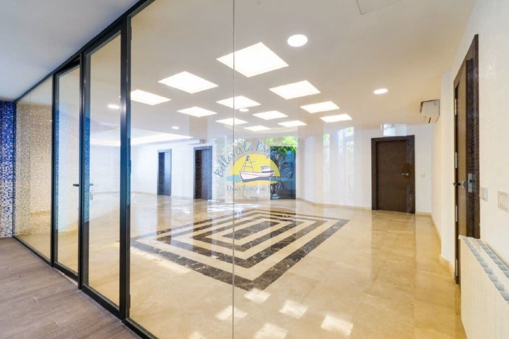 6 bedroom Villa for sale in Alfaz del Pi / L'Alfas del Pi with pool garage - € 1,600,000 (Ref: 7165913)