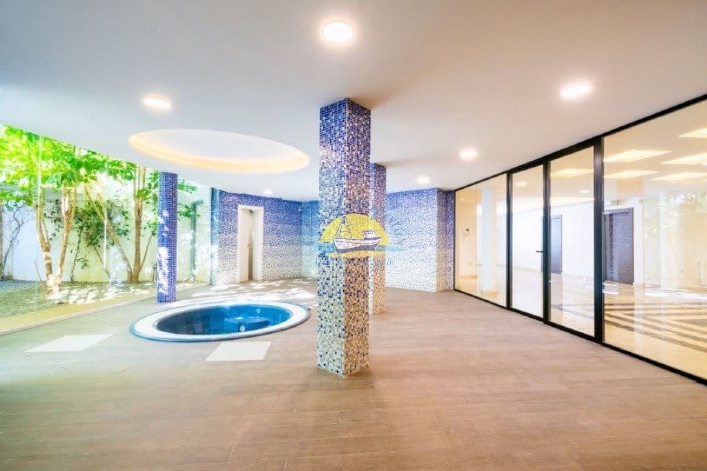 6 bedroom Villa for sale in Alfaz del Pi / L'Alfas del Pi with pool garage - € 1,600,000 (Ref: 7165913)