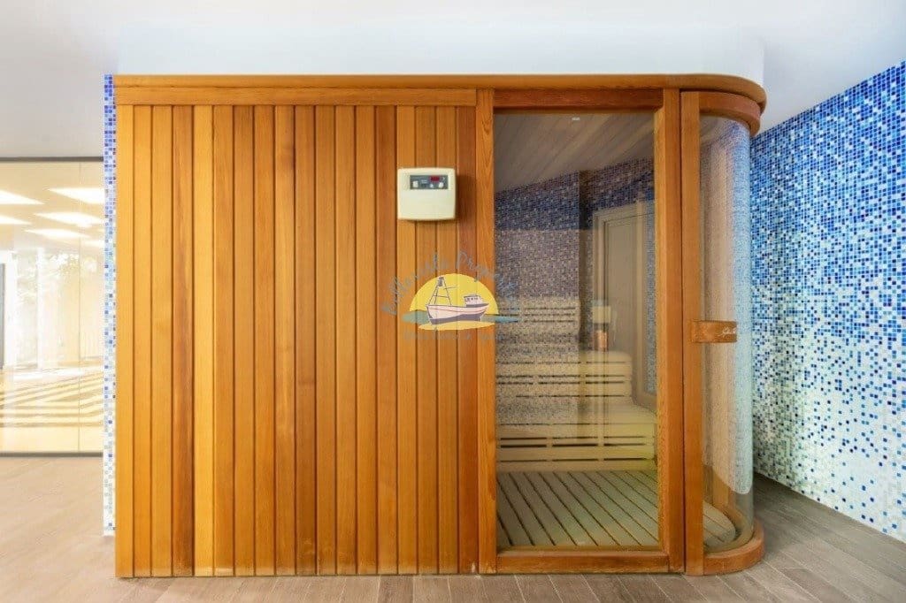 6 bedroom Villa for sale in Alfaz del Pi / L'Alfas del Pi with pool garage - € 1,600,000 (Ref: 7165913)