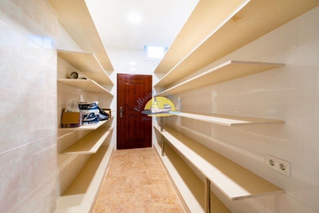 6 bedroom Villa for sale in Alfaz del Pi / L'Alfas del Pi with pool garage - € 1,600,000 (Ref: 7165913)