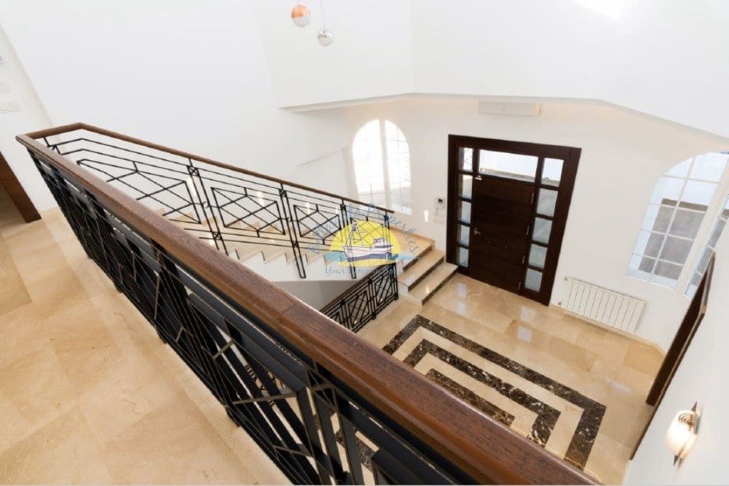 6 bedroom Villa for sale in Alfaz del Pi / L'Alfas del Pi with pool garage - € 1,600,000 (Ref: 7165913)