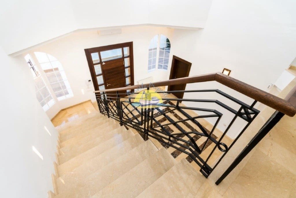 6 bedroom Villa for sale in Alfaz del Pi / L'Alfas del Pi with pool garage - € 1,600,000 (Ref: 7165913)