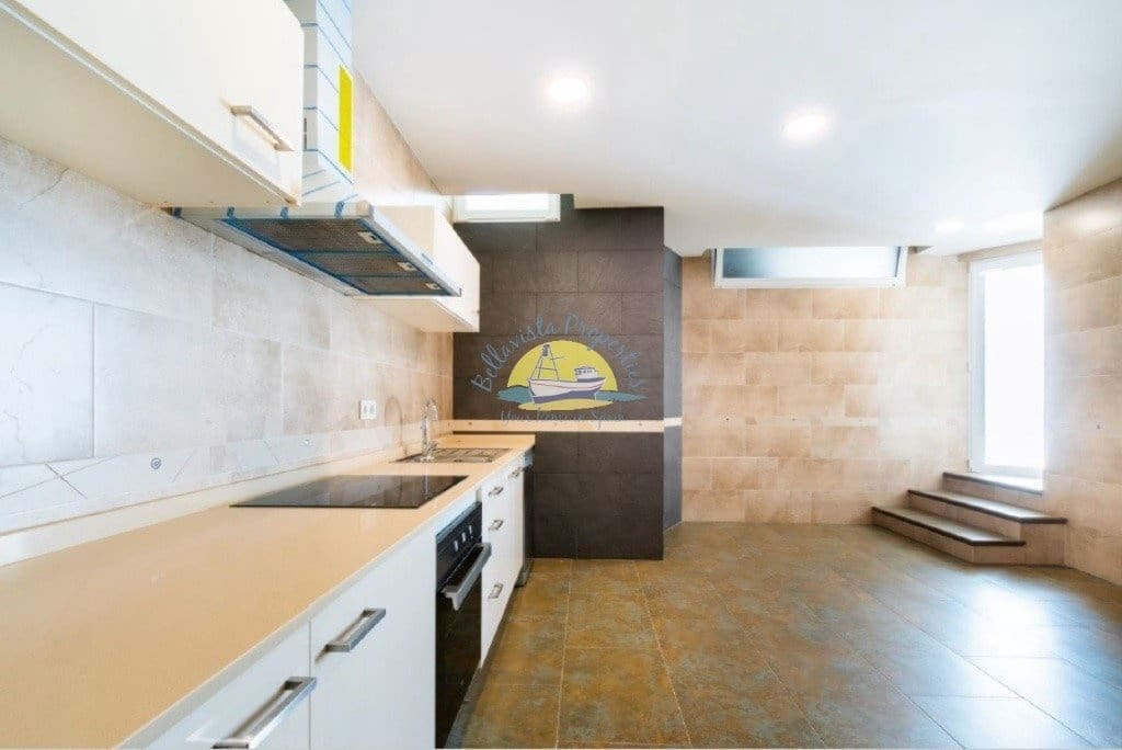 6 bedroom Villa for sale in Alfaz del Pi / L'Alfas del Pi with pool garage - € 1,600,000 (Ref: 7165913)