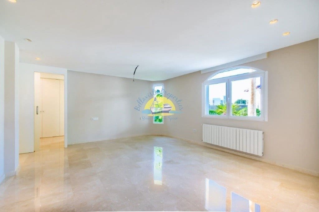 6 bedroom Villa for sale in Alfaz del Pi / L'Alfas del Pi with pool garage - € 1,600,000 (Ref: 7165913)