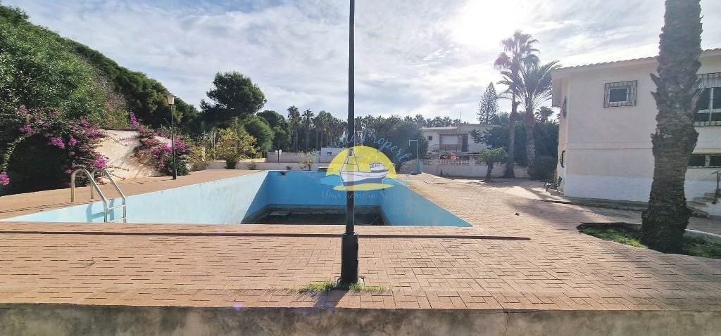 4 soveværelse Villa til salg i La Azohia med swimmingpool garage - € 599.000 (Ref: 7229574)