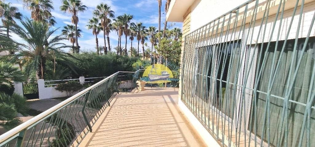 4 soveværelse Villa til salg i La Azohia med swimmingpool garage - € 599.000 (Ref: 7229574)