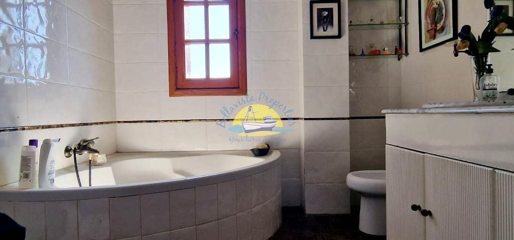 5 soveværelse Villa til salg i Alamillo med garage - € 299.999 (Ref: 7628041)