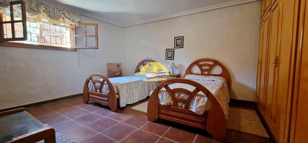 5 soveværelse Villa til salg i Alamillo med garage - € 299.999 (Ref: 7628041)