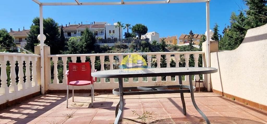 5 soveværelse Villa til salg i Alamillo med garage - € 299.999 (Ref: 7628041)