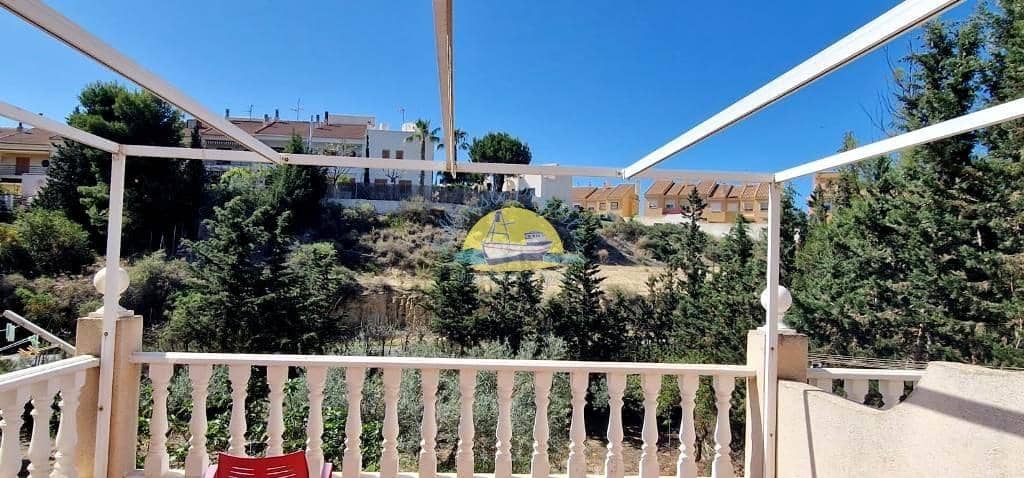 5 soveværelse Villa til salg i Alamillo med garage - € 299.999 (Ref: 7628041)