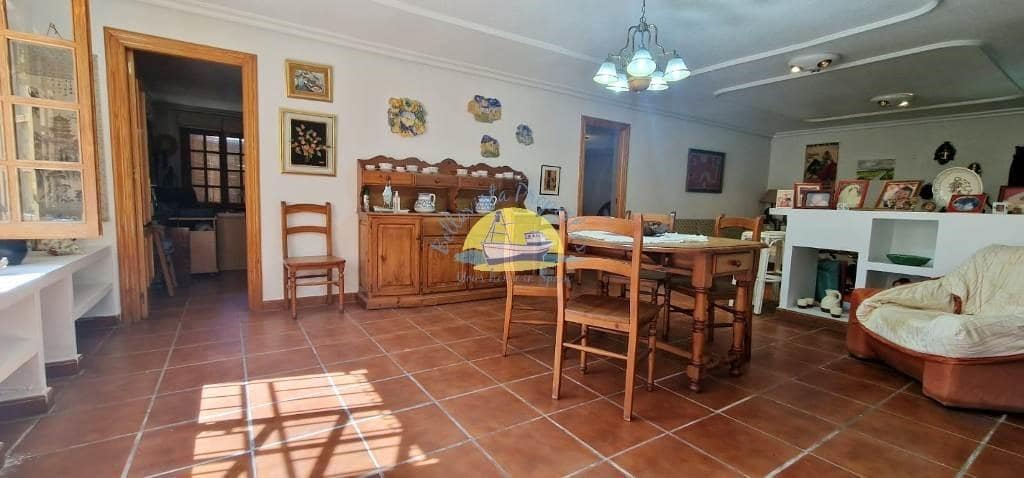 5 soveværelse Villa til salg i Alamillo med garage - € 299.999 (Ref: 7628041)