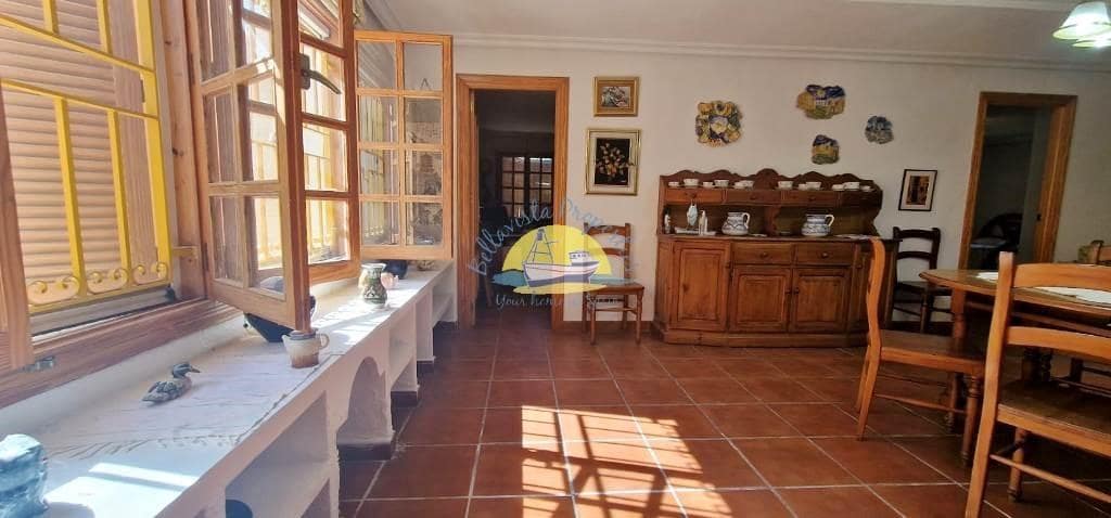 5 soveværelse Villa til salg i Alamillo med garage - € 299.999 (Ref: 7628041)