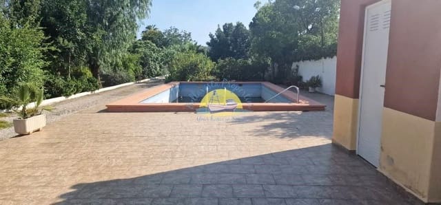 4 bedroom Villa for sale in Totana with pool - € 222,000 (Ref: 7640174)