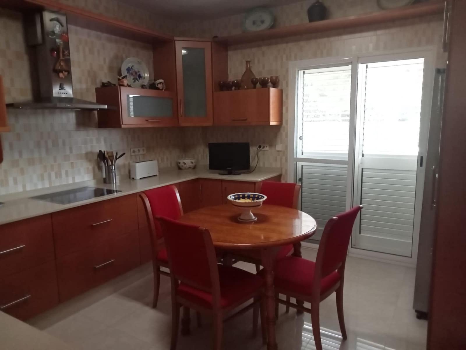 4 bedroom Villa for sale in Totana with pool - € 425,000 (Ref: 8385597)