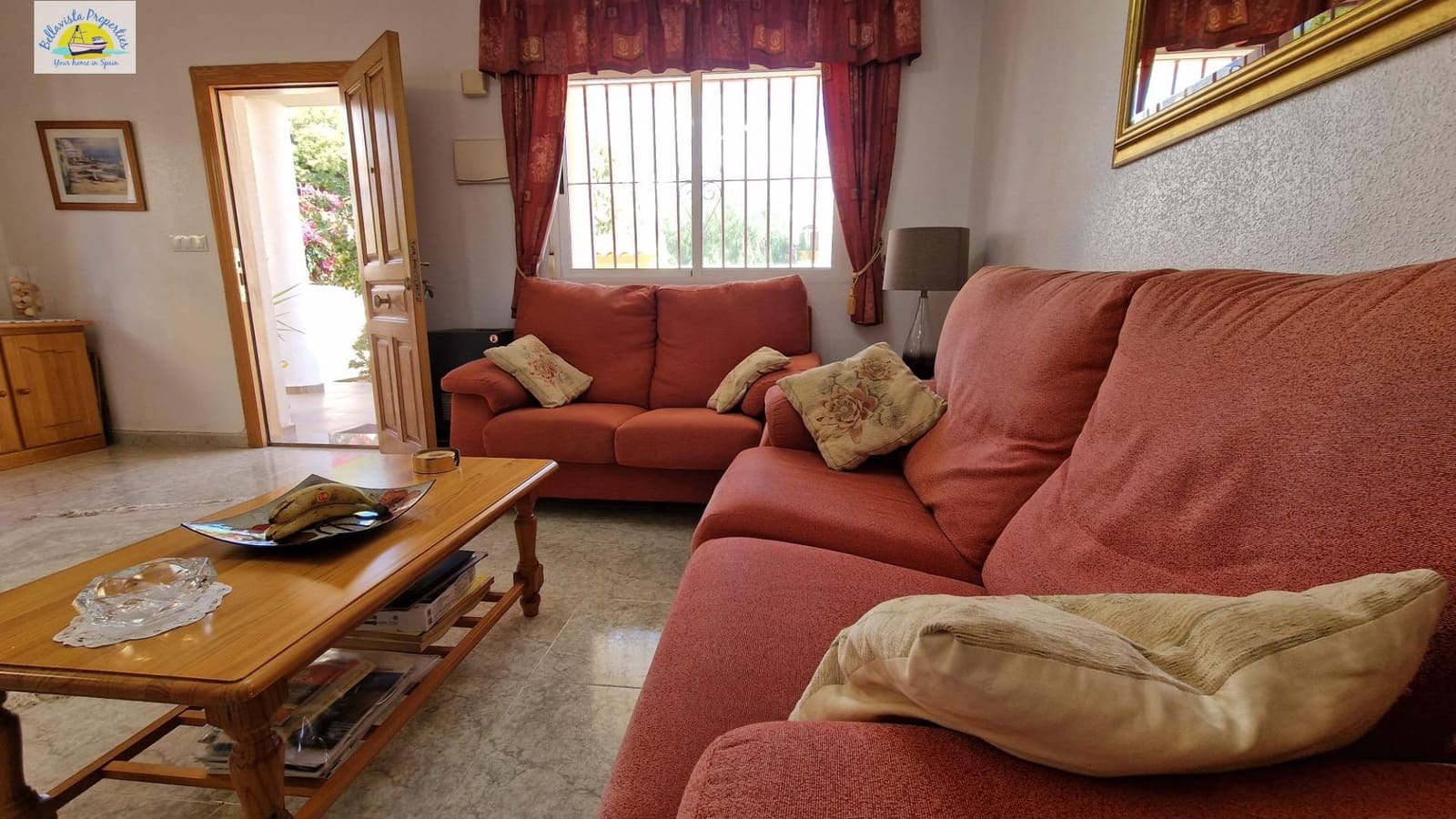 4 soveværelse Villa til salg i Alamillo med swimmingpool - € 365.000 (Ref: 8509599)