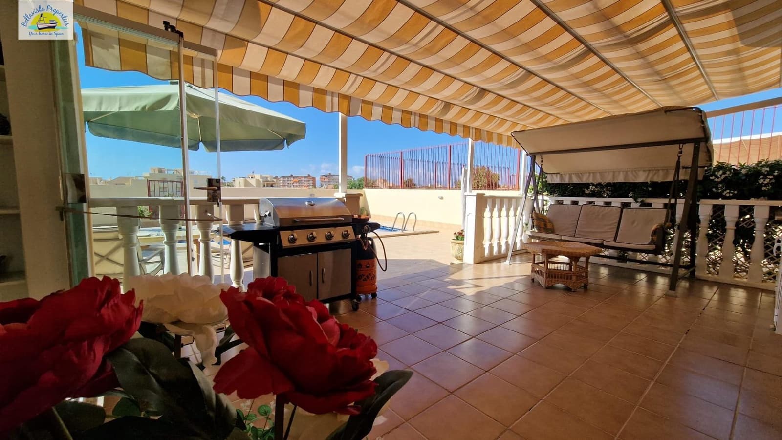 4 soveværelse Villa til salg i Alamillo med swimmingpool - € 365.000 (Ref: 8509599)