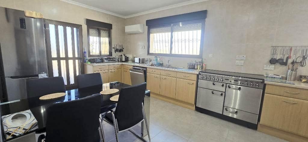 4 quarto Moradia para venda em Isla Plana com piscina garagem - 399 000 € (Ref: 8601601)