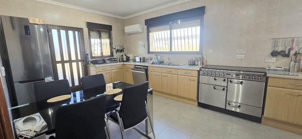 4 quarto Moradia para venda em Isla Plana com piscina garagem - 399 000 € (Ref: 8601601)