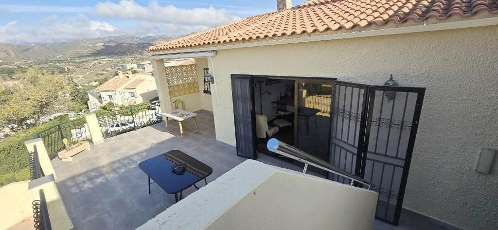 4 quarto Moradia para venda em Isla Plana com piscina garagem - 399 000 € (Ref: 8601601)