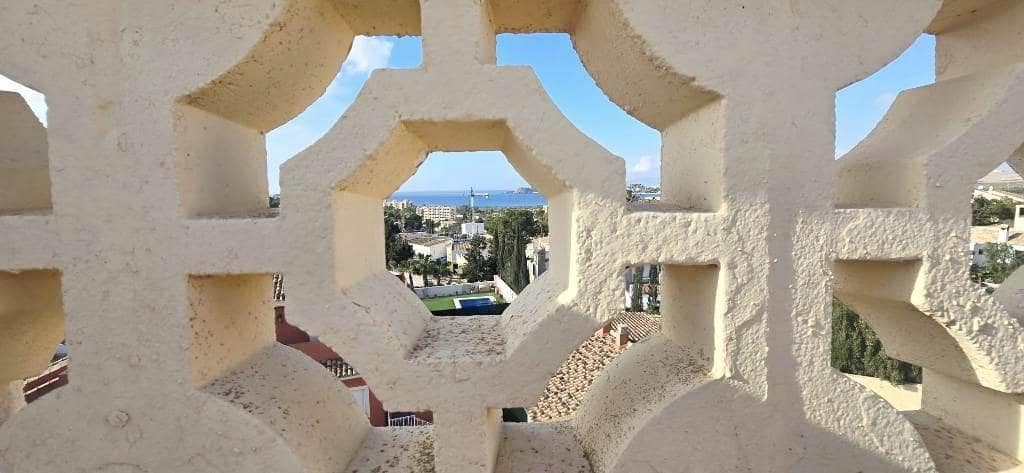 4 quarto Moradia para venda em Isla Plana com piscina garagem - 399 000 € (Ref: 8601601)