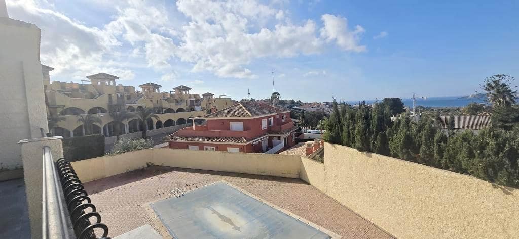 4 quarto Moradia para venda em Isla Plana com piscina garagem - 399 000 € (Ref: 8601601)