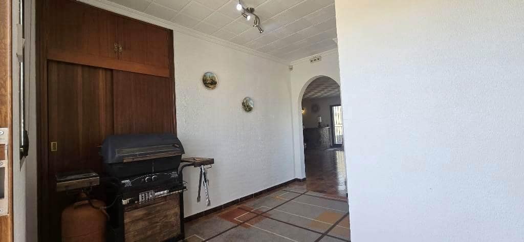 4 quarto Moradia para venda em Isla Plana com piscina garagem - 399 000 € (Ref: 8601601)