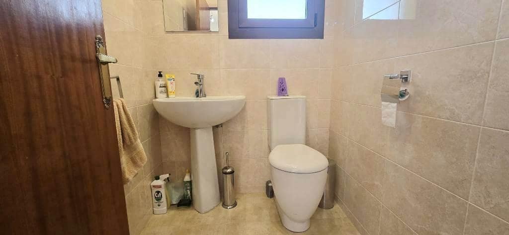 4 quarto Moradia para venda em Isla Plana com piscina garagem - 399 000 € (Ref: 8601601)