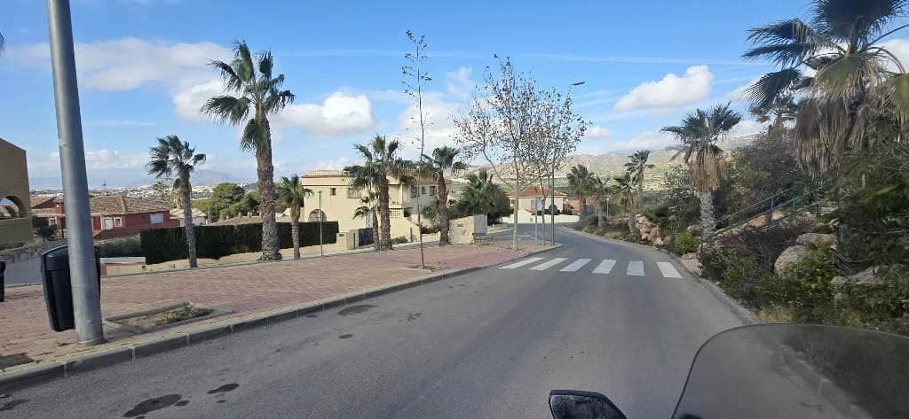 4 quarto Moradia para venda em Isla Plana com piscina garagem - 399 000 € (Ref: 8601601)