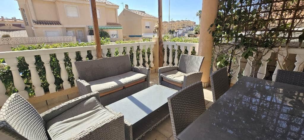 5 bedroom Villa for sale in Alamillo with pool - € 395,000 (Ref: 8802067)