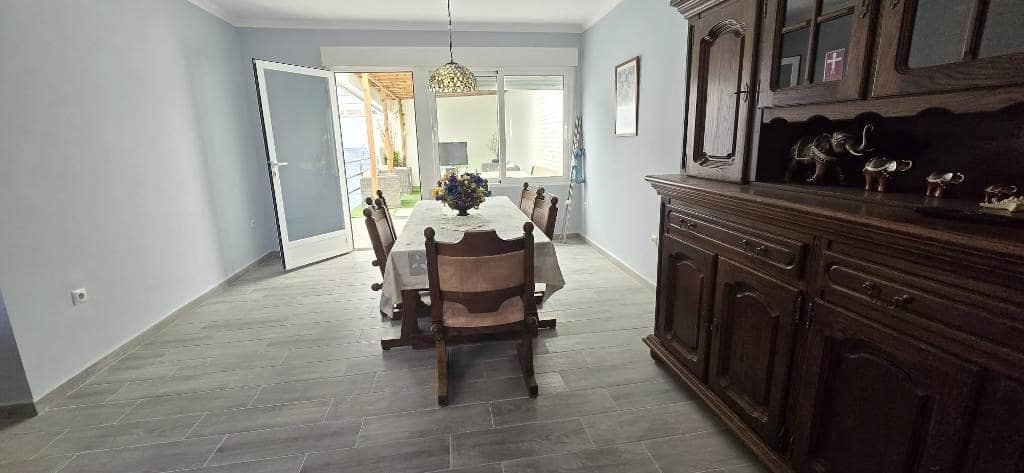 5 bedroom Villa for sale in Alamillo with pool - € 395,000 (Ref: 8802067)