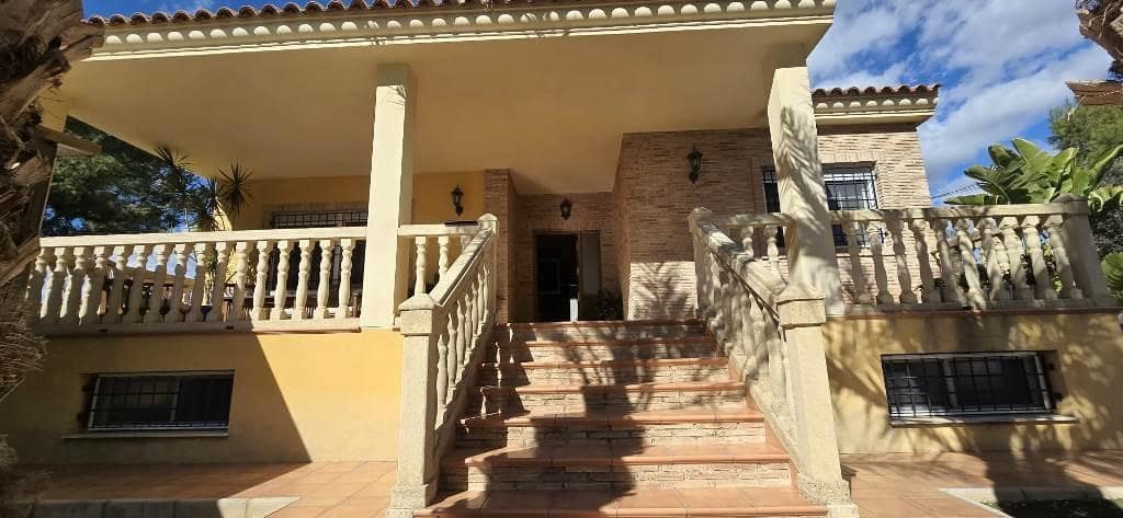 3 soveværelse Villa til salg i Totana med swimmingpool garage - € 470.000 (Ref: 8810224)