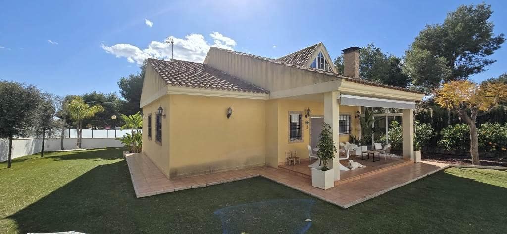 3 soveværelse Villa til salg i Totana med swimmingpool garage - € 470.000 (Ref: 8810224)