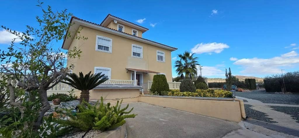 4 soverom Villa til salgs i Totana med svømmebasseng garasje - € 499 000 (Ref: 8810225)