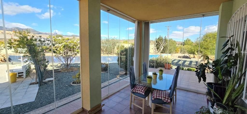 4 soverom Villa til salgs i Totana med svømmebasseng garasje - € 499 000 (Ref: 8810225)