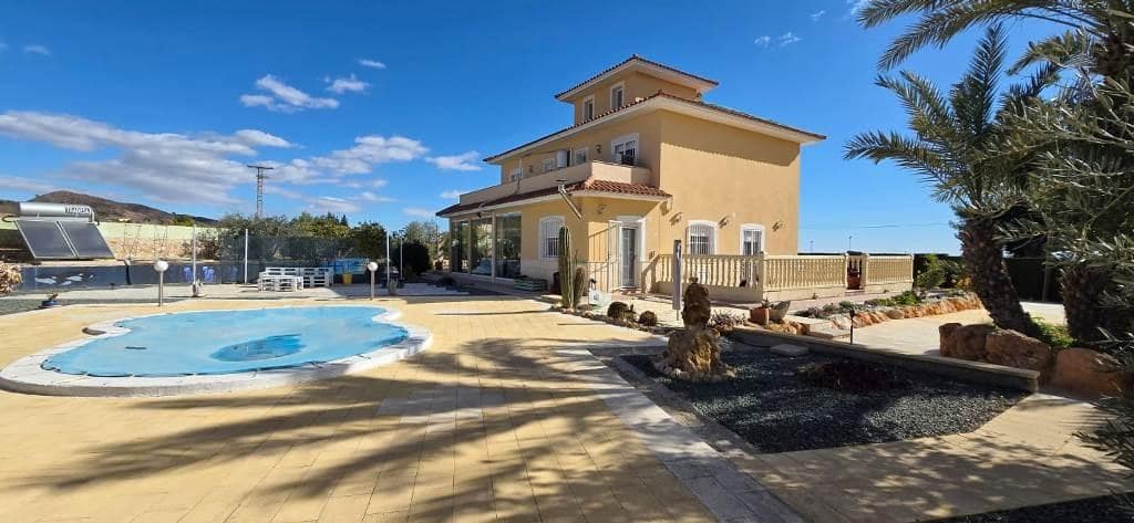 4 soverom Villa til salgs i Totana med svømmebasseng garasje - € 499 000 (Ref: 8810225)