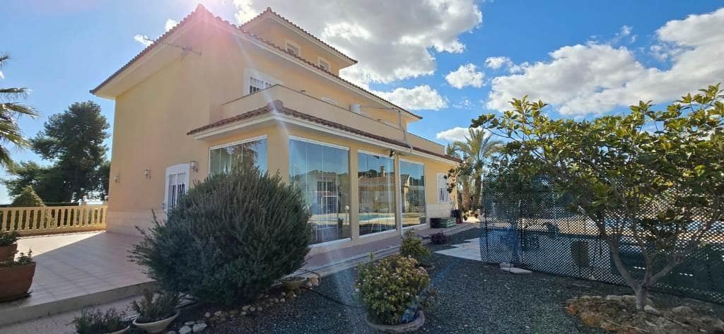 4 soverom Villa til salgs i Totana med svømmebasseng garasje - € 499 000 (Ref: 8810225)