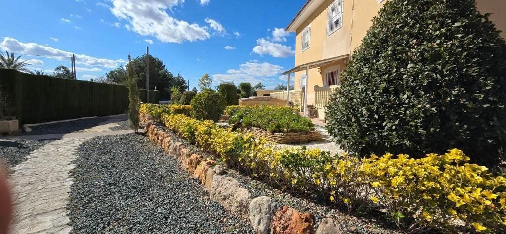 4 soverom Villa til salgs i Totana med svømmebasseng garasje - € 499 000 (Ref: 8810225)