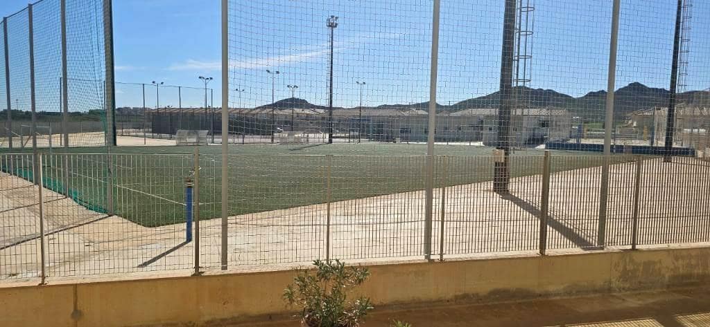 2 soverom Leilighet til salgs i Playa Paraiso med svømmebasseng garasje - € 249 000 (Ref: 8841183)