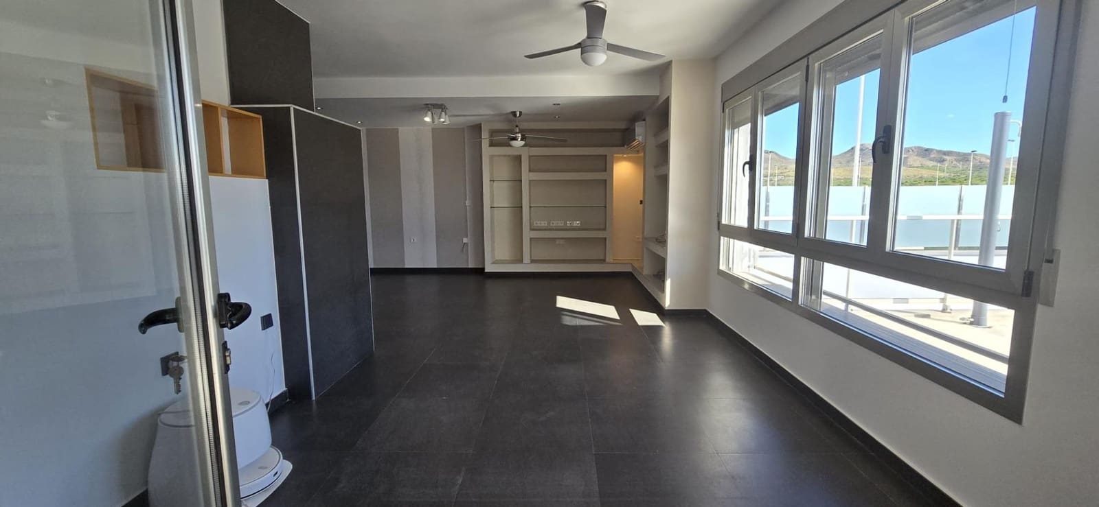 4 soveværelse Villa til salg i Alamillo med swimmingpool garage - € 469.900 (Ref: 8893273)