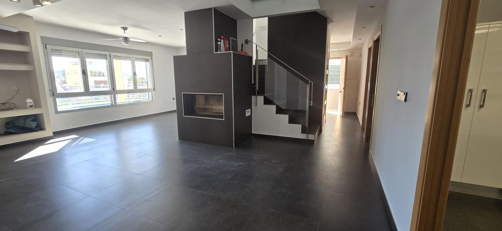 4 soveværelse Villa til salg i Alamillo med swimmingpool garage - € 469.900 (Ref: 8893273)