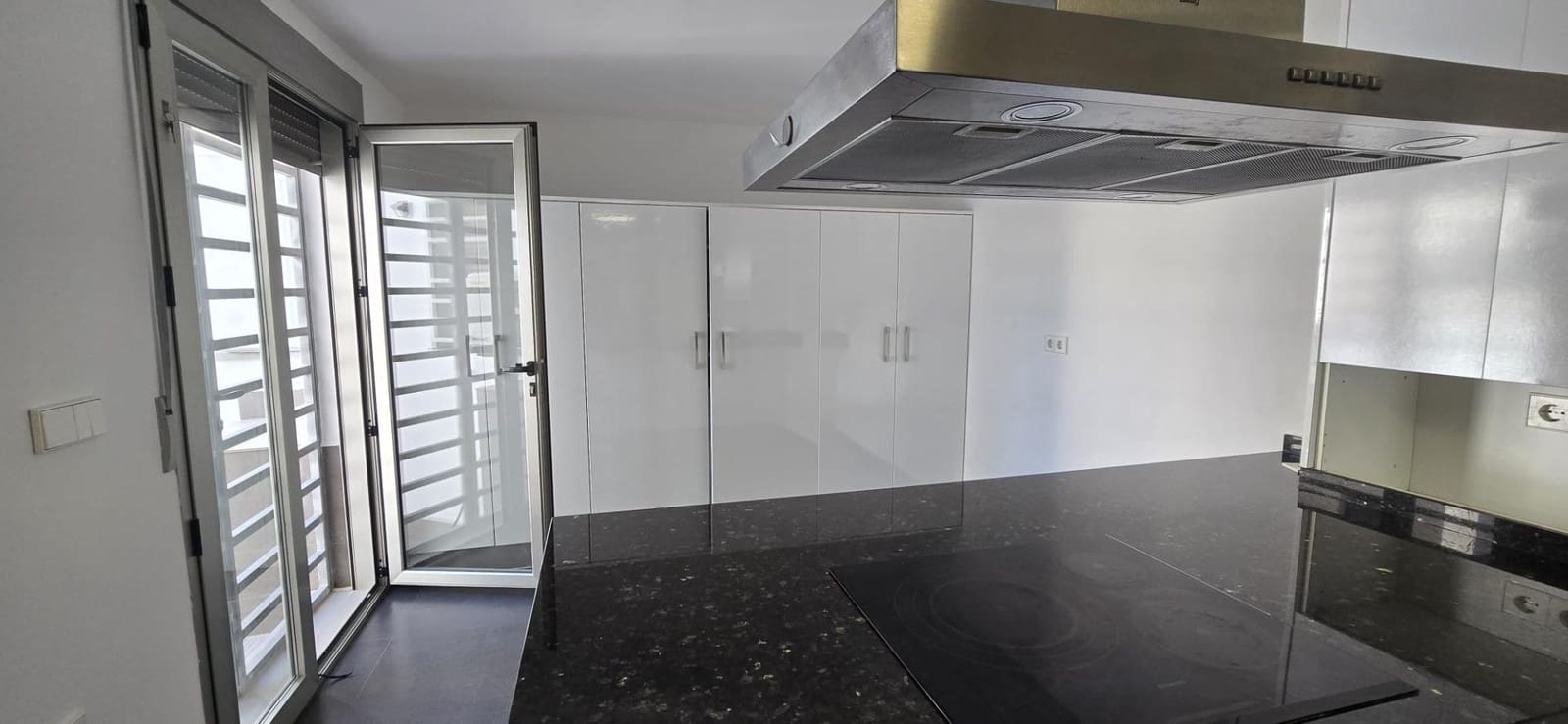 4 soveværelse Villa til salg i Alamillo med swimmingpool garage - € 469.900 (Ref: 8893273)