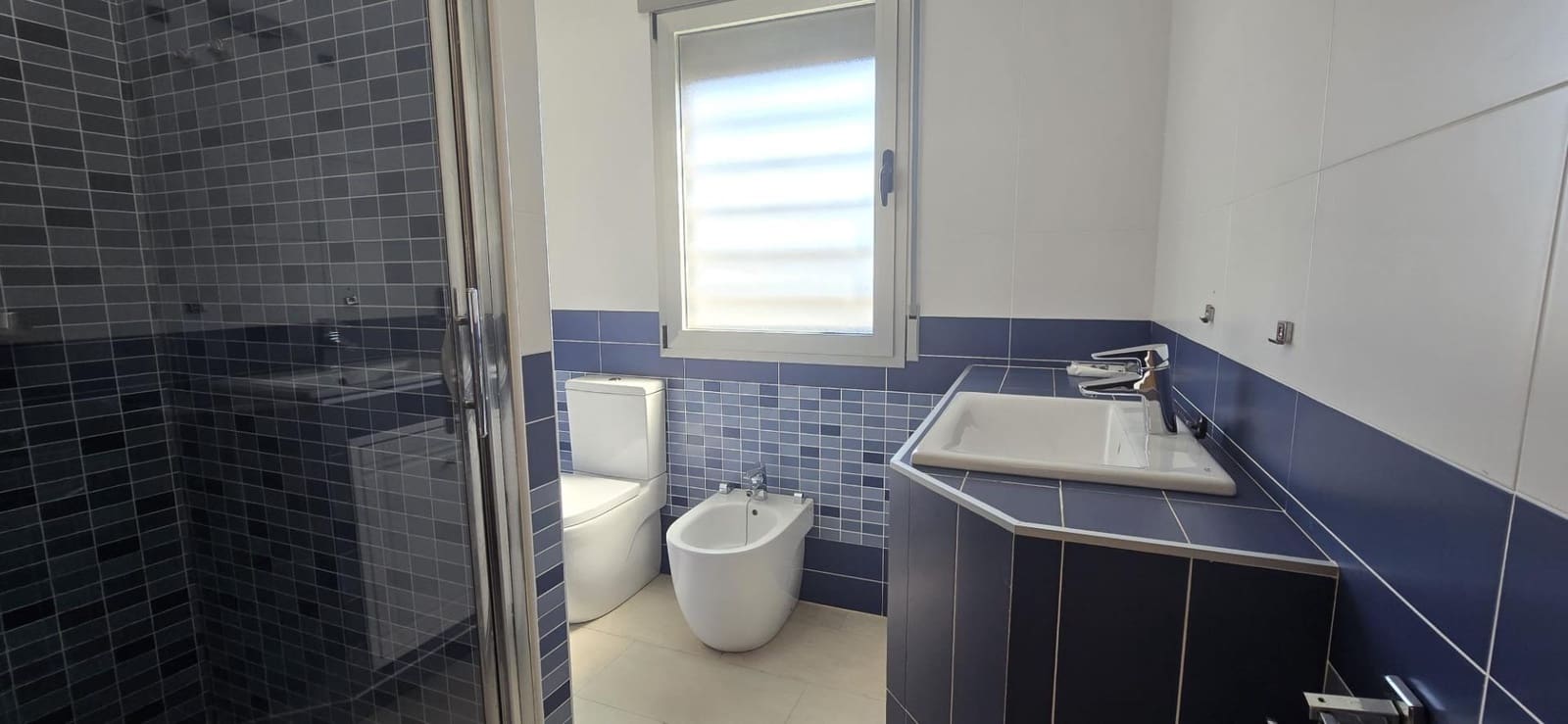 4 soveværelse Villa til salg i Alamillo med swimmingpool garage - € 469.900 (Ref: 8893273)