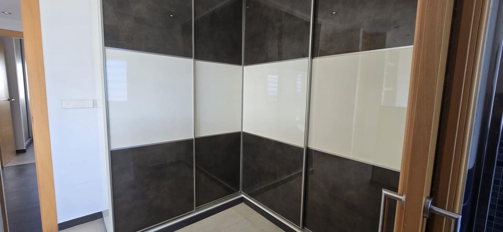 4 soveværelse Villa til salg i Alamillo med swimmingpool garage - € 469.900 (Ref: 8893273)