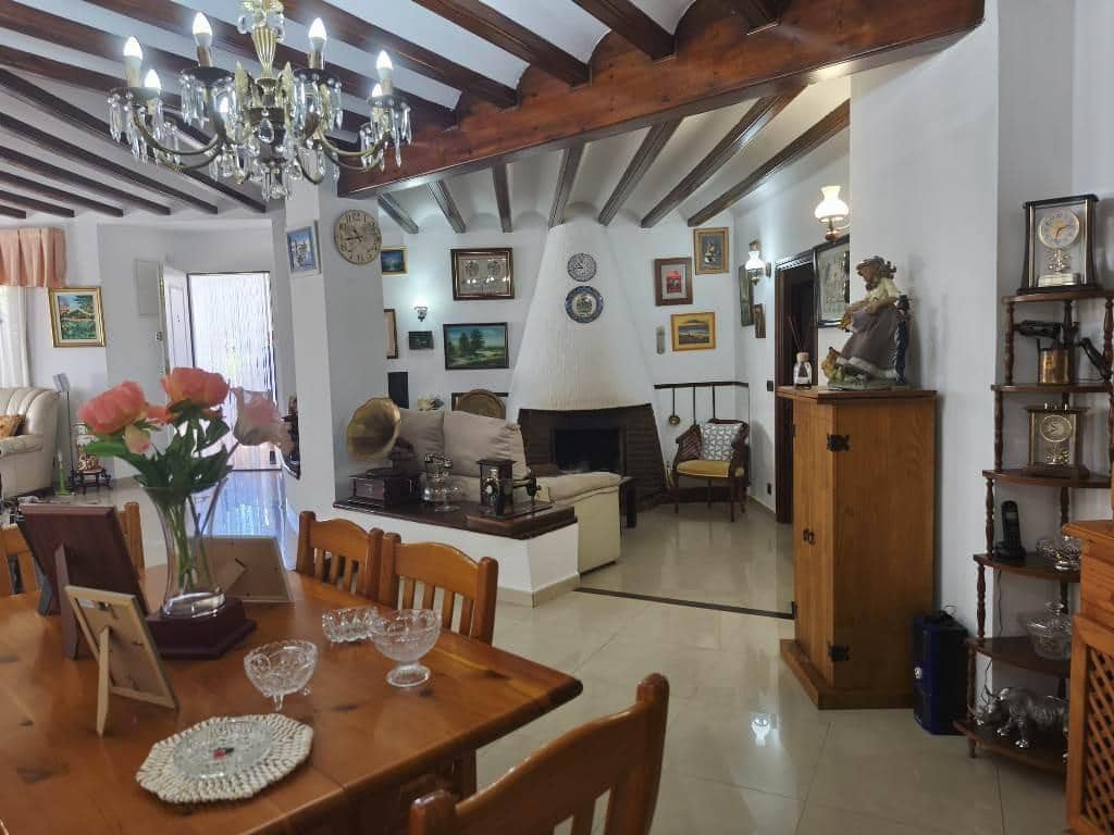 4 soveværelse Villa til salg i Puerto de Mazarron med garage - € 398.000 (Ref: 9005427)